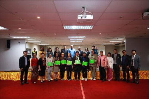 การฝึกอบรมเชิงปฏิบัติการโครงการ“สร้างนักวิจัยรุ่นใหม่”